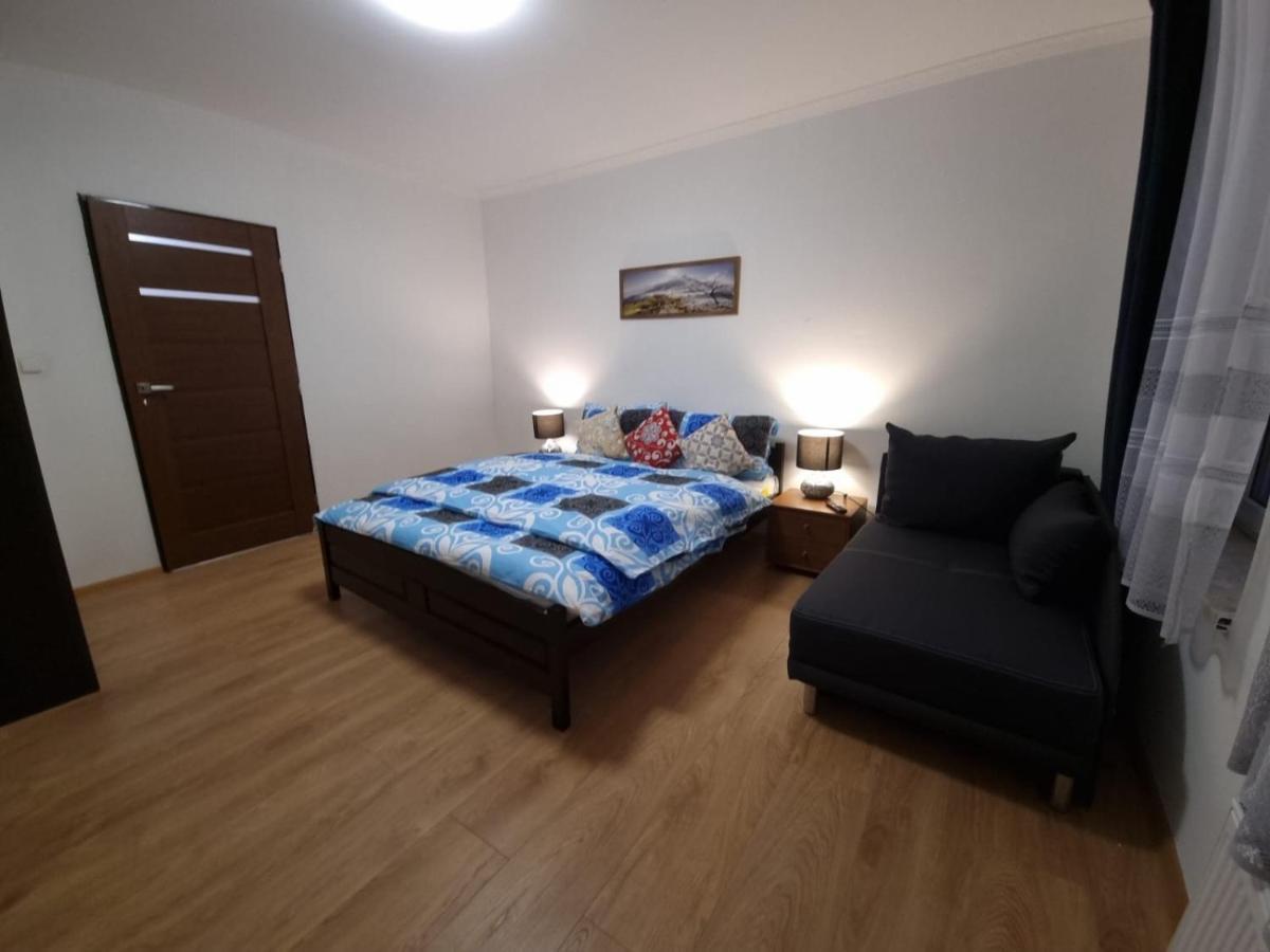 Apartman V Krusnych Horach-Free Parking Jachymov Bagian luar foto