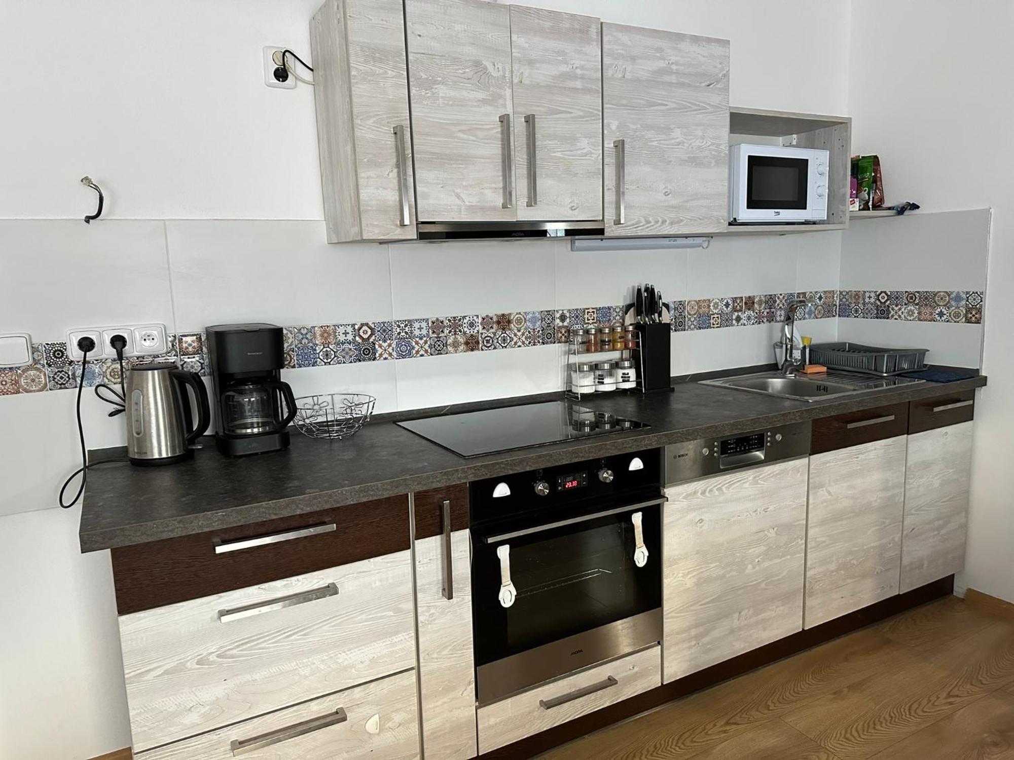 Apartman V Krusnych Horach-Free Parking Jachymov Bagian luar foto