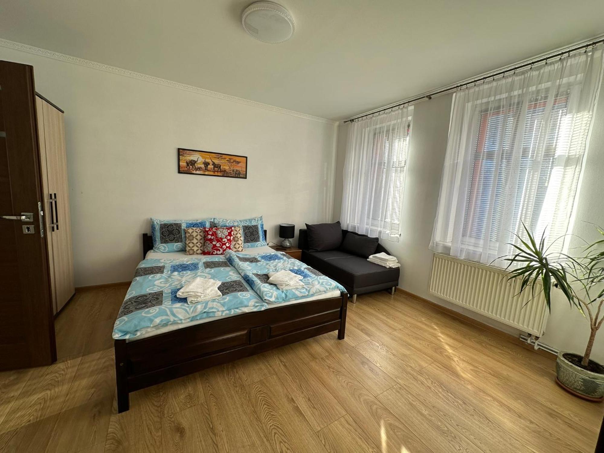 Apartman V Krusnych Horach-Free Parking Jachymov Bagian luar foto