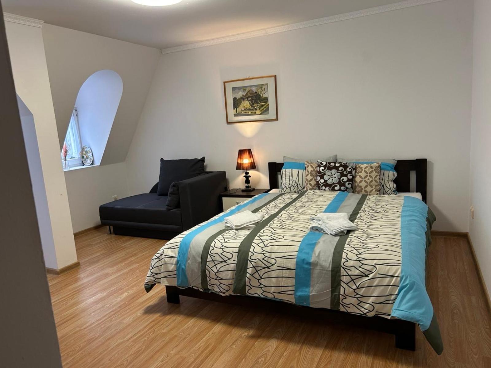 Apartman V Krusnych Horach-Free Parking Jachymov Bagian luar foto